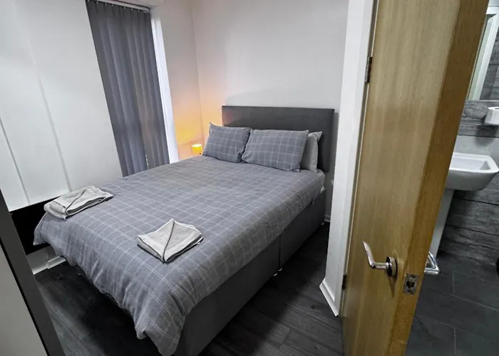 Ls1 2bd Corporate 2 Bath Secured Parking, Long Stay, Council Stay, Nursing Care Cos, Διαμέρισμα Λιντς