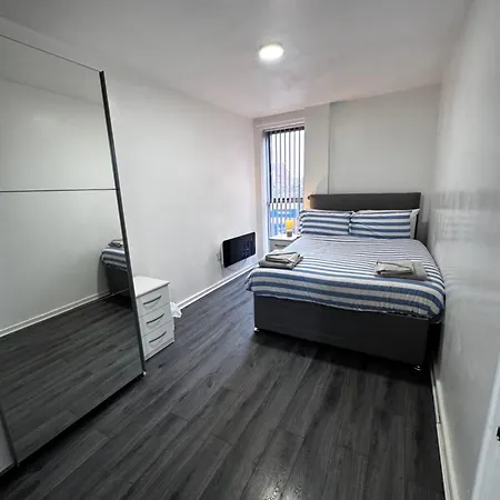 公寓 Ls1 2bd Corporate 2 Bath Secured Parking, Long Stay, Council Stay, Nursing Care Cos, 利兹